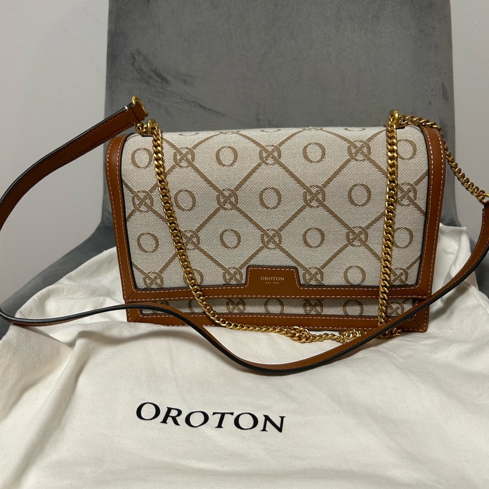 Brand new OROTON Tan and Cream Crossbody Bag with Gold Chain